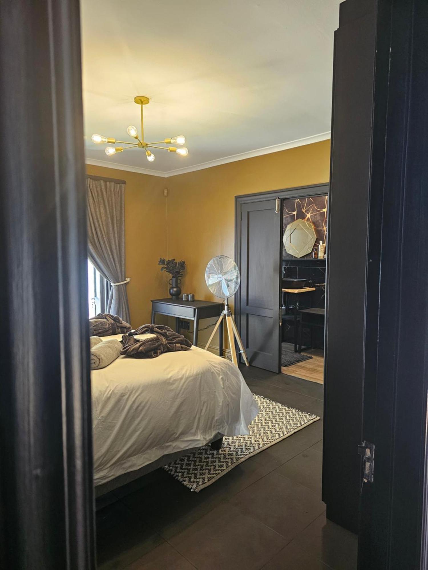 Die Heerenhuys Guest Suites ستيلينبوش المظهر الخارجي الصورة